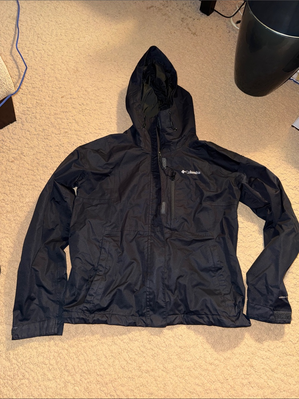 Columbia Women’s Black Hooded Rain Shell Jacket